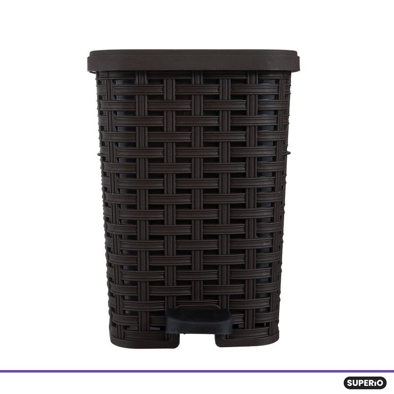 Superio Mini Trash Can with Foot Pedal Small Outdoor Garbage Can with Lid, 1.5 Gallon Plastic Waste Basket for Bathroom, Bedroom, Kitchen, Office, Patio (Wicker Brown 6 QT.) - Image 2